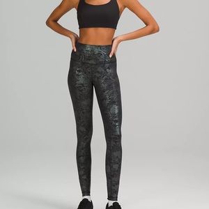 Lululemon Wunder Train HR Tight 25” Foil Size 8